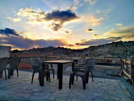 www.stoneagehotel.com