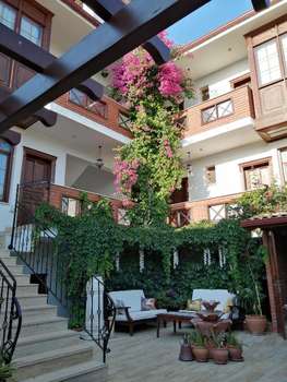 www.hotelmaryshouse.com