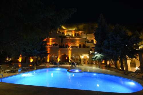 www.hotelalfina.com