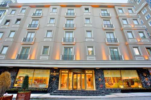 www.theparmahotel.com