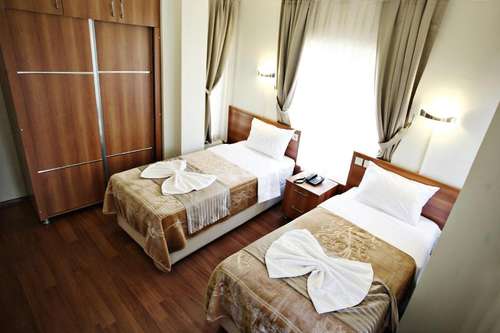 www.taksimpalaceotel.com