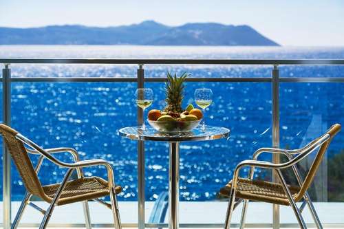 www.rhapsodyhotels.com