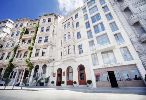 www.grandhoteldepera.com