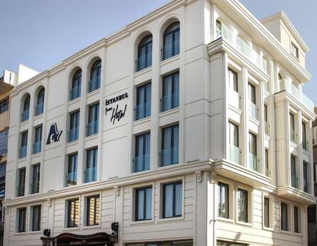 www.istanbultownhotel.com