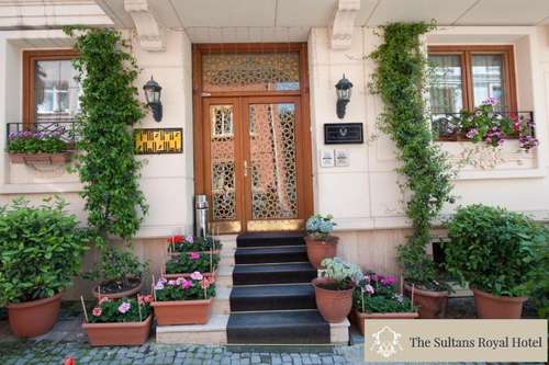 www.sultansroyalhotel.com