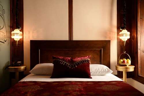 www.mahallemhotel.com