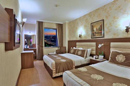 www.hilariumhotel.com
