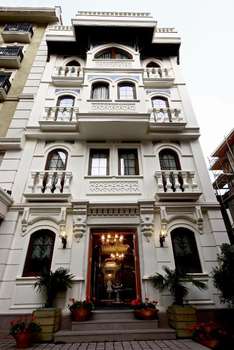 www.hotelniles.com