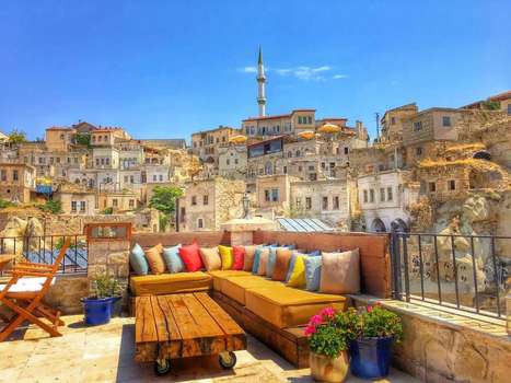 www.elaacavehotel.com