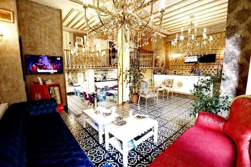 www.diamondroyalhotel.com