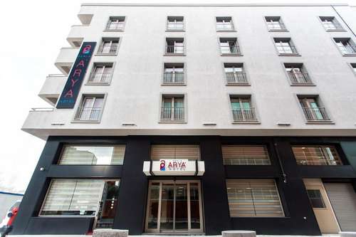 www.perlaaryahotel.com