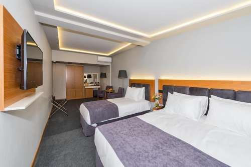 www.hotelbergama.com