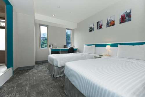 www.9inehotels.com