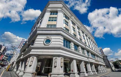 www.arsma-hotel.com