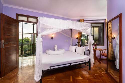 www.mrimbapalmhotel.co.tz