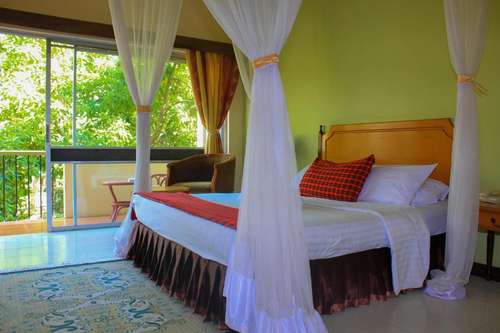 www.equator-hotel.com