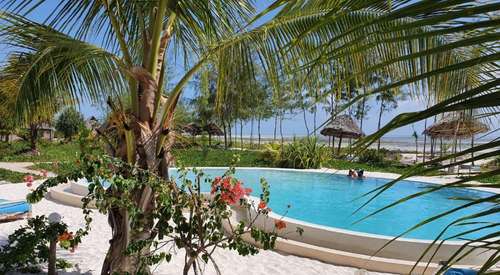 www.hotelontherockzanzibar.com