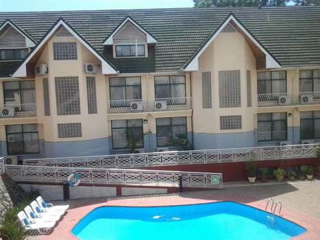 www.goldcresthotel.com