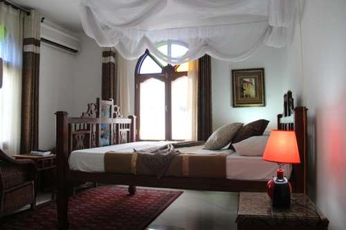 www.alminarhotel.com