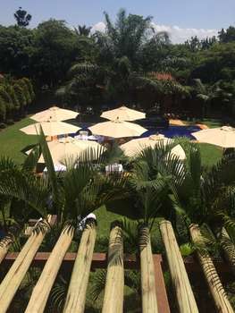 www.hotelnumber5.com