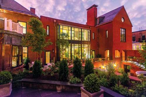 www.theivybaltimore.com