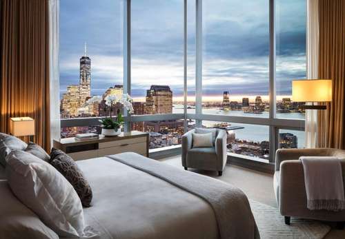 www.thedominickhotel.com