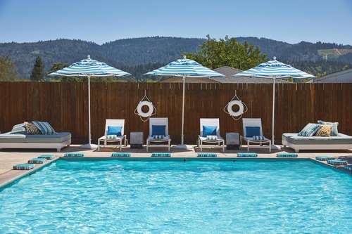 www.calistogamotorlodgeandspa.com