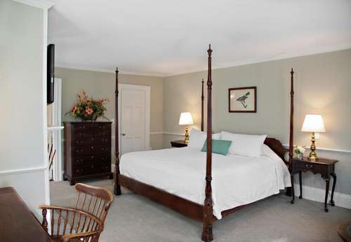 www.concordscolonialinn.com