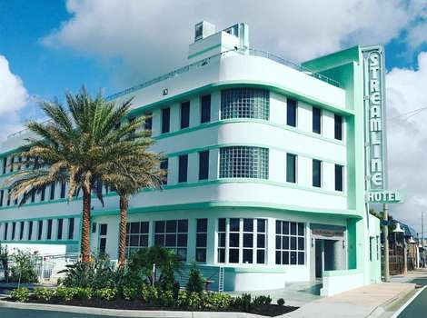 www.streamlinehotel.com
