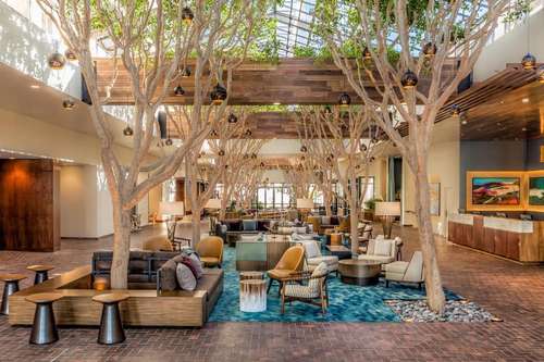 www.portolahotel.com