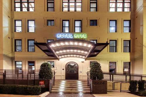 www.hotelhive.com