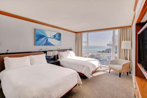 www.carillonhotel.com