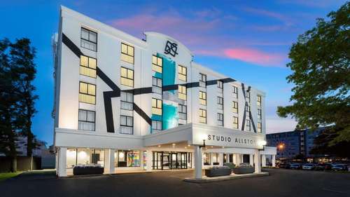 www.hotelstudioallston.com
