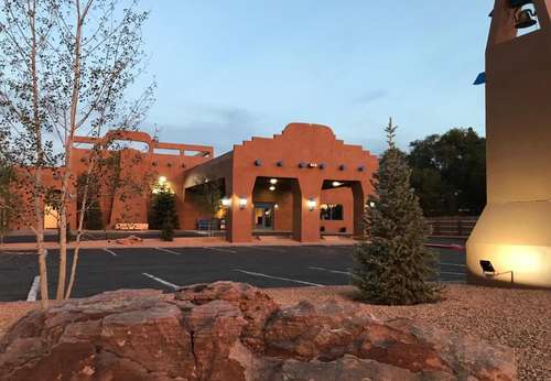 www.taosvalleylodge.com