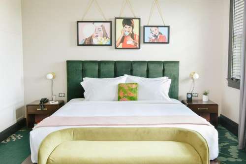 www.hotelclermont.com