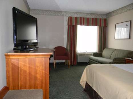 www.holidaylodgeoakhill.com