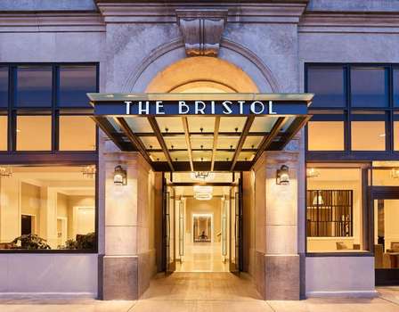 www.bristolhotelva.com