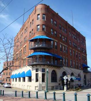 www.lafayettehotel.com