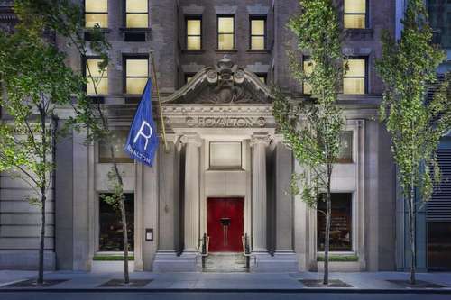 www.royaltonhotel.com
