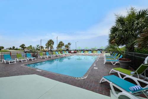 www.mermaidinnmyrtlebeach.com