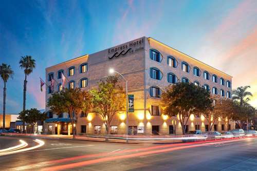 www.empress-hotel.com