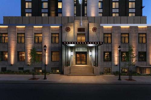 www.armoryhotelbzn.com