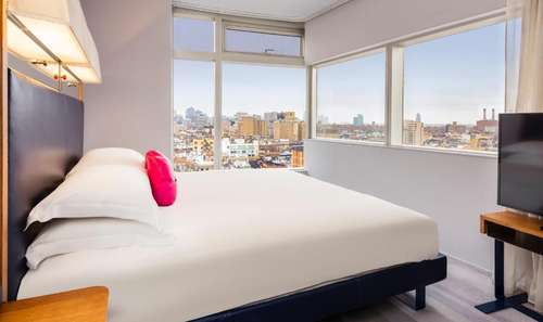www.standardhotels.com