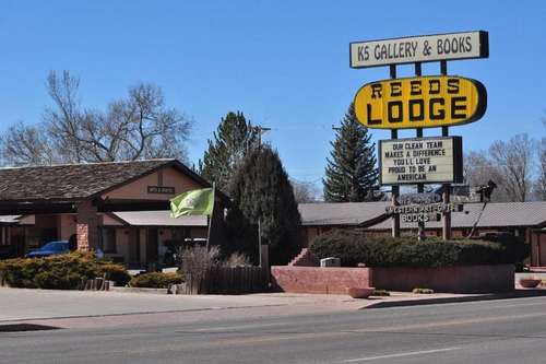 www.reedslodge.com