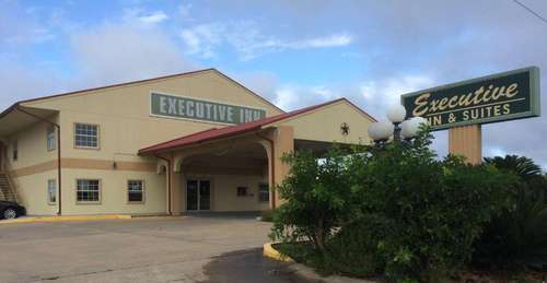 www.executiveinnschulenburg.com