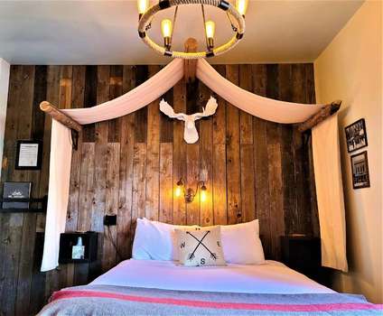 www.mrsandersonslodging.com