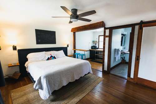 www.leftcoastlodge.com
