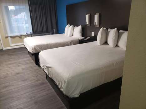 www.envihotel.com