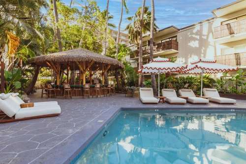 www.whitesandshotel.com