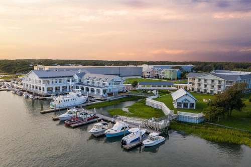 www.beauforthotelnc.com